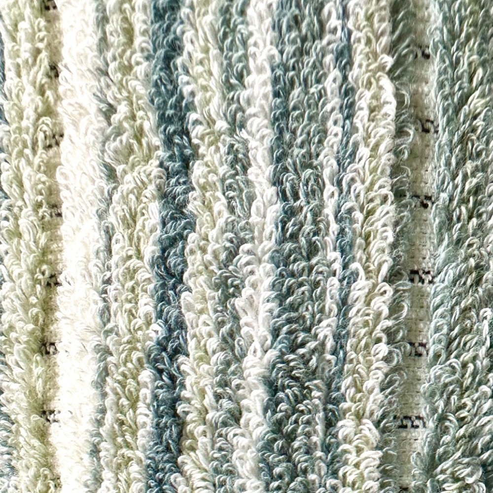 Rachel Zoe 2 Pc Cotton Bath Towels Set Grayish/ Blue & Ivory Stripes W/ Fringe - Picture 9 of 9